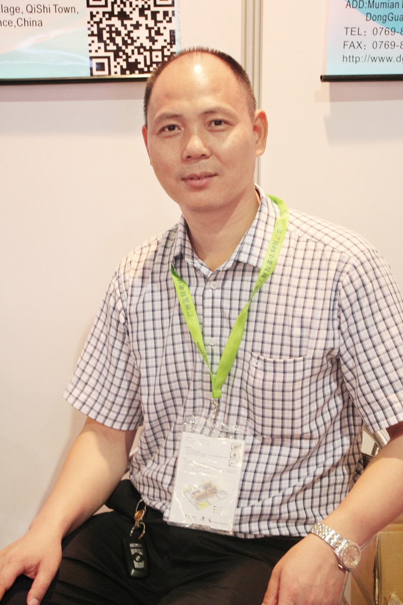 東莞市功業(yè)塑膠包裝制品有限公司(以下簡(jiǎn)稱“功業(yè)包裝”)總經(jīng)理劉朝暉IMG_7710