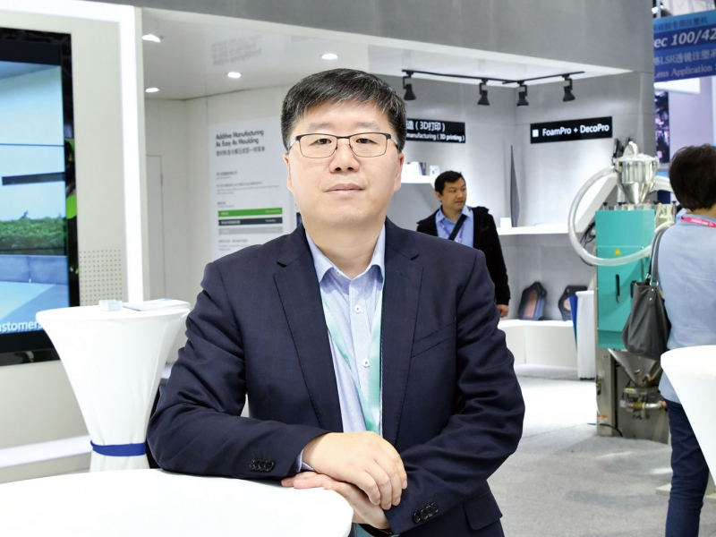 伊之密注塑機事業(yè)部總經理張濤